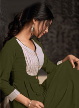 Load image into Gallery viewer, Shop delightful green color cotton base casual kurti
