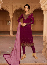 Load image into Gallery viewer, Buy delicate Wine color georgette base long choli lehenga and pent
