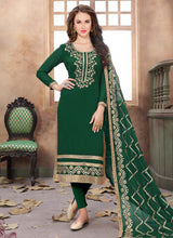 Load image into Gallery viewer, green elegant Zari work georgette base Pakistani suit with dupatta
